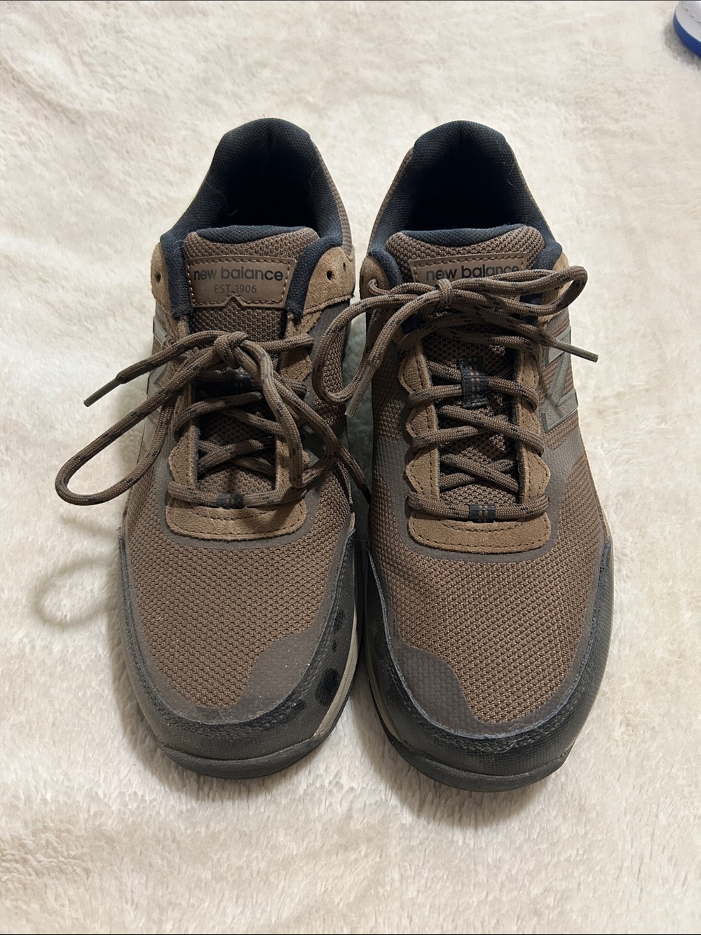 New Balance Men's Brown and Black hiking style sneakers